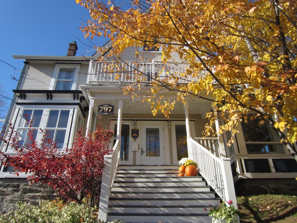 Auberge Marquis De Montcalm Sherbrooke Exterior foto