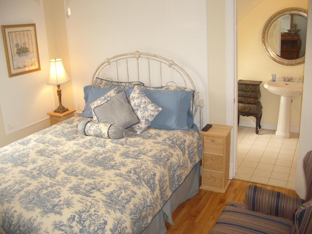 Auberge Marquis De Montcalm Sherbrooke Habitación foto